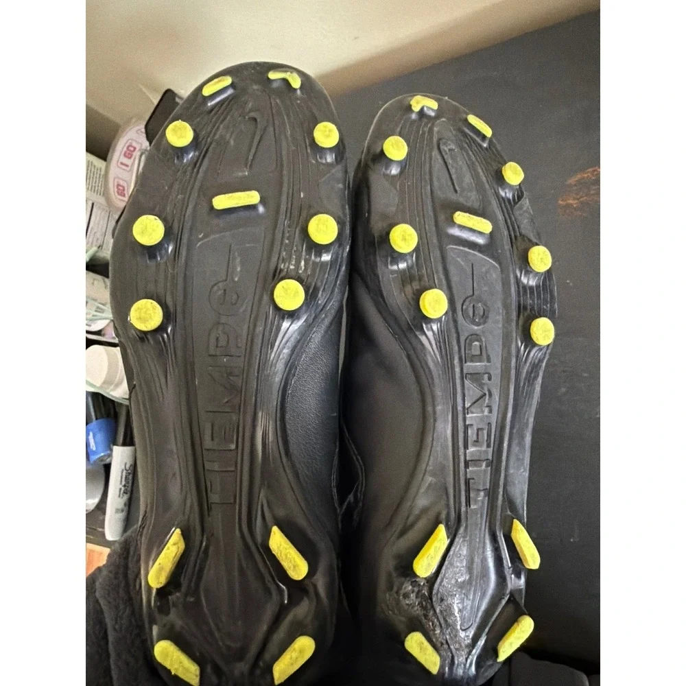 Nike Tiempo Black Yellow Kids Soccer Cleats Youth Size 5.5Y DA1334010